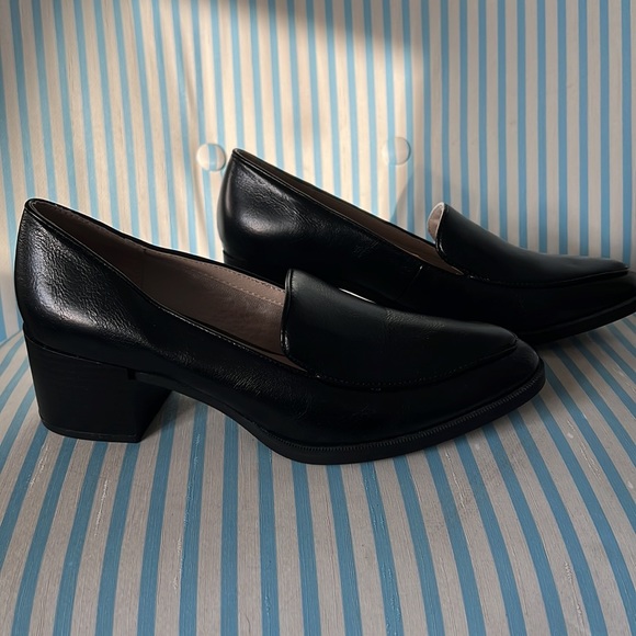 Life Stride black heeled loafer with pointed toe 8M brand new - Picture 3 of 7